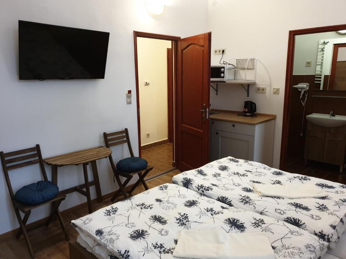 בודפשט Guest House Orczy Park מראה חיצוני תמונה